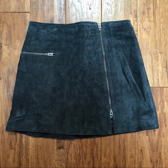 Blanknyc Asymmetrical Zip Suede Skirt - Picture 2 of 3